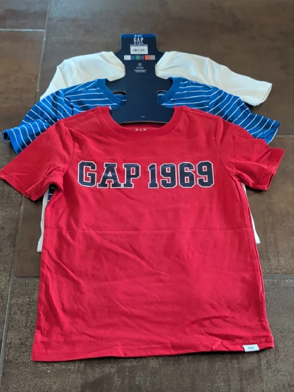 GAP Short Sleeve Shirts